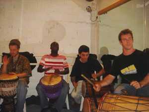 Benjamin (Djemb), Martial (Djemb soliste), Benot (Sangban-fola), Mathieu (Dounoum-fola).